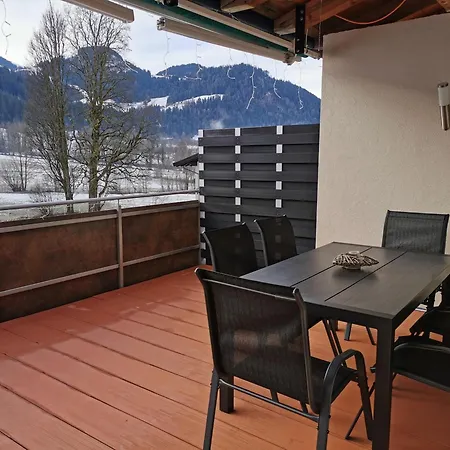 Florian Apartment *